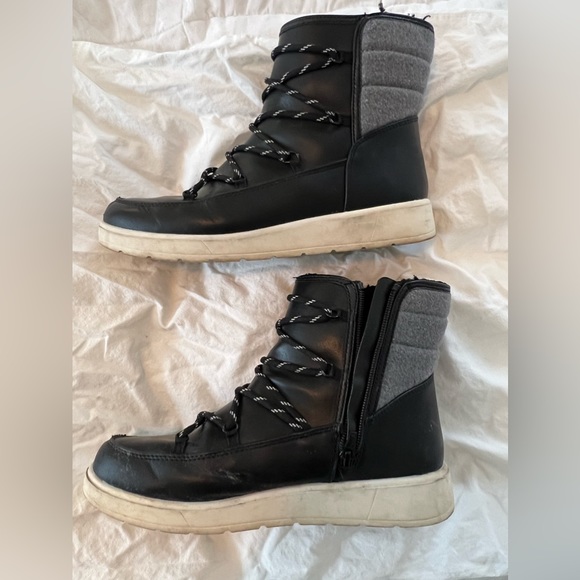 Universal Thread Lena Puff Collar Lace-Up Boots, Size 8.5 - Picture 4 of 6